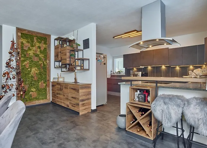 Adler In Laengenfeld Huben (Imst)