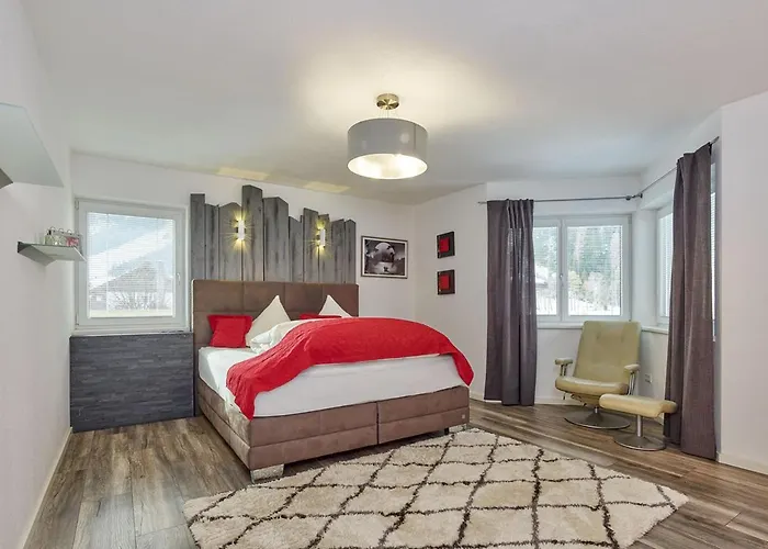 Adler In Laengenfeld Huben (Imst)