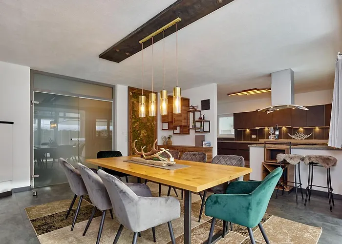 Adler In Laengenfeld Huben (Imst)