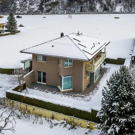 Adler In Laengenfeld Huben (Imst)